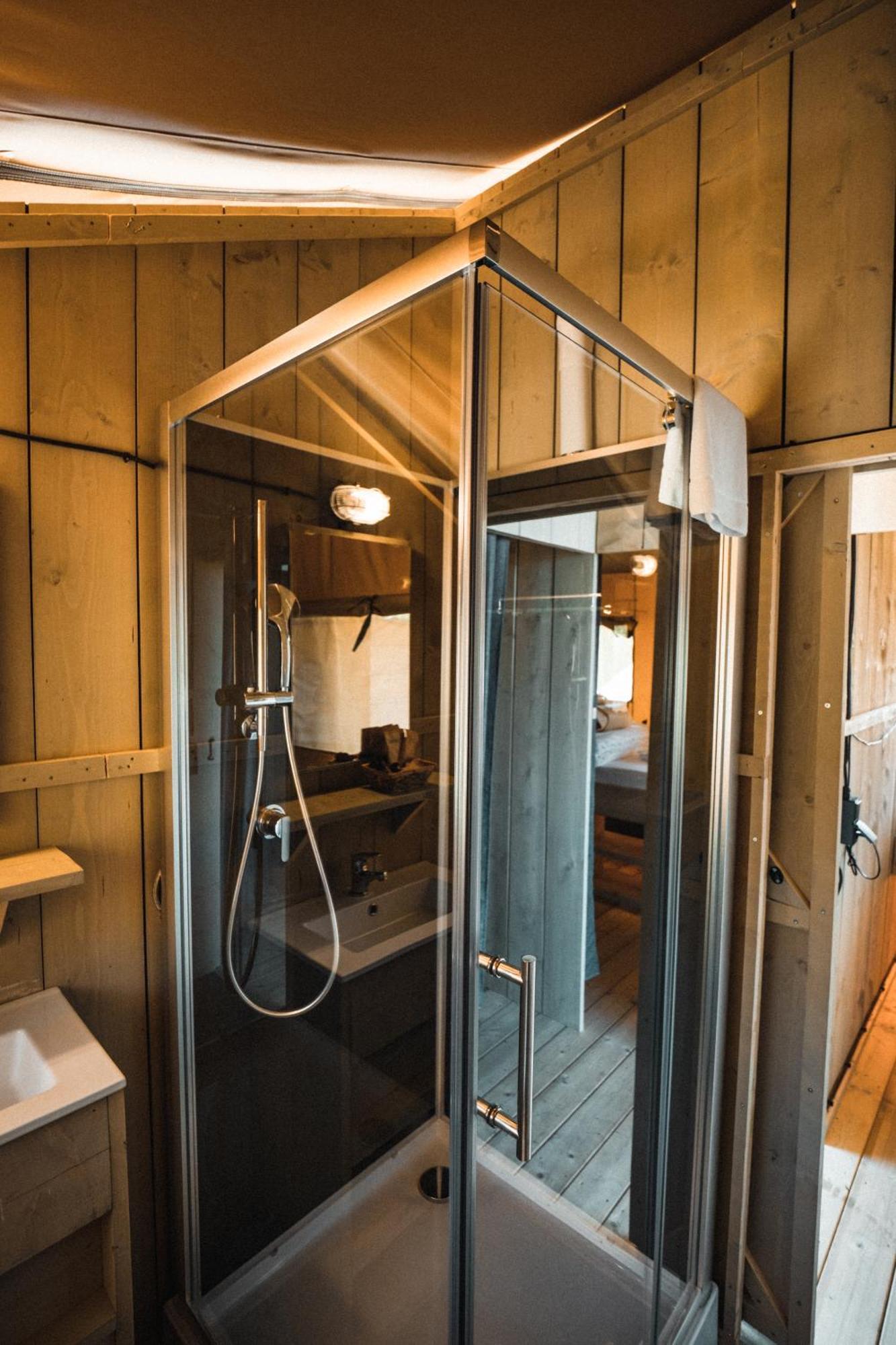利帕贝拉 Glamping Le Tegole酒店 外观 照片